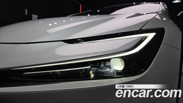 Toyota Prius 2025 — Photo 20/35