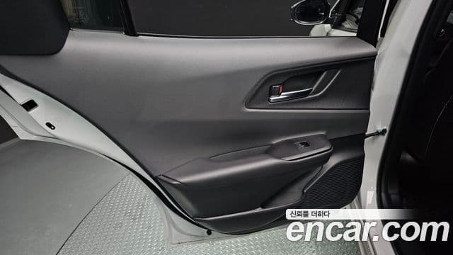 Toyota Prius 2025 — Photo 2/35