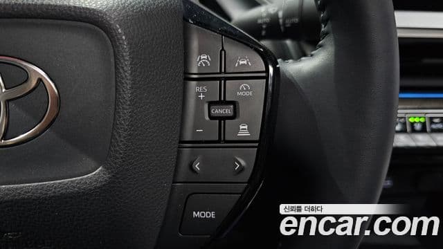 Toyota Prius 2025 — Photo 29/35