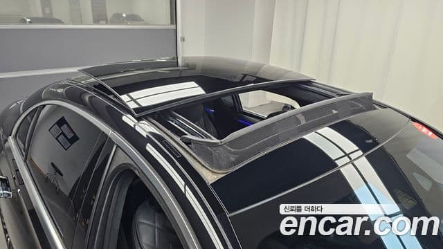 Mercedes-Benz S-Class 2021 — Photo 19/32