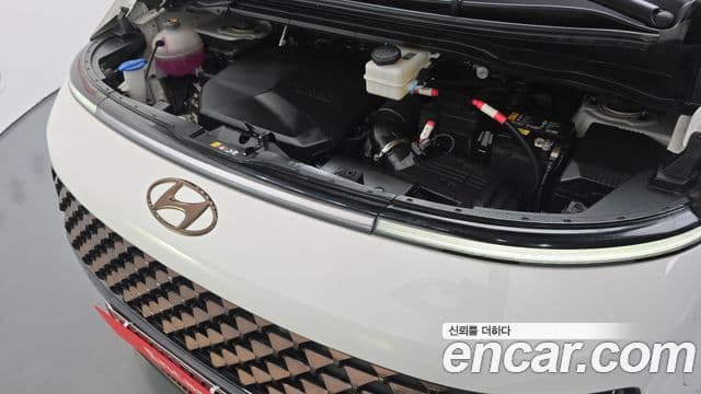Hyundai Staria 2024 — ფოტო 6/20