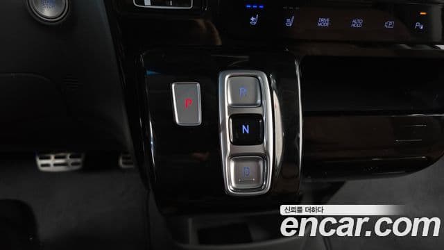 Hyundai Staria 2024 — Photo 10/20
