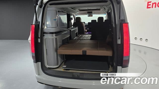 Hyundai Staria 2024 — Photo 20/20