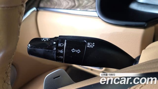 Kia The K9 2021 — Photo 17/35