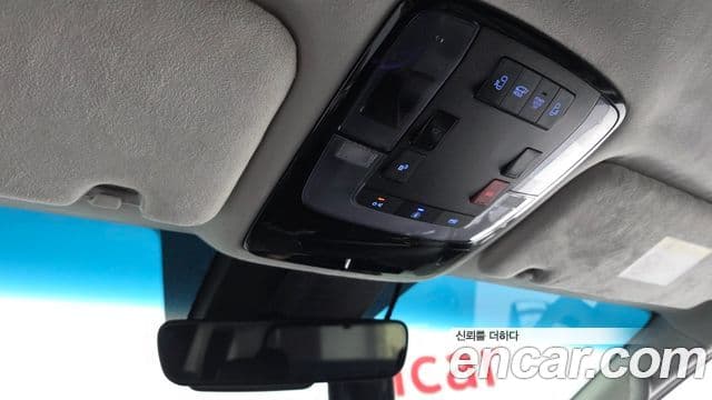 Hyundai Staria 2022 — Фото 17/20