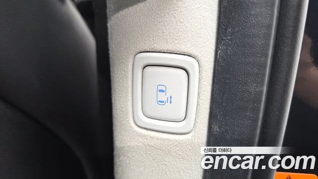 Hyundai Staria 2022 — Фото 19/20