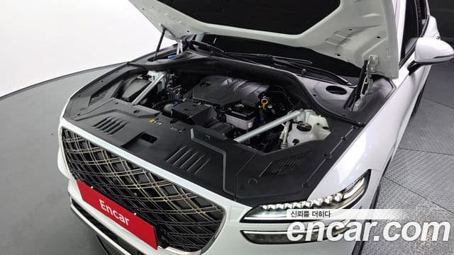 Genesis GV70 2025 — Photo 19/33