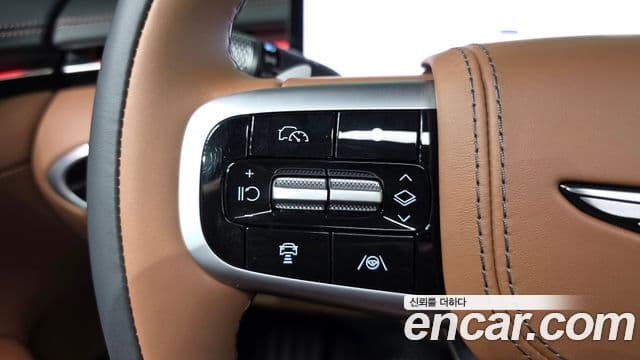 Genesis GV70 2025 — Photo 11/33