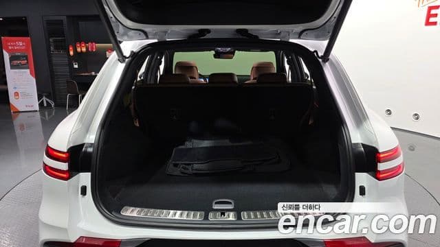 Genesis GV70 2025 — Photo 21/33
