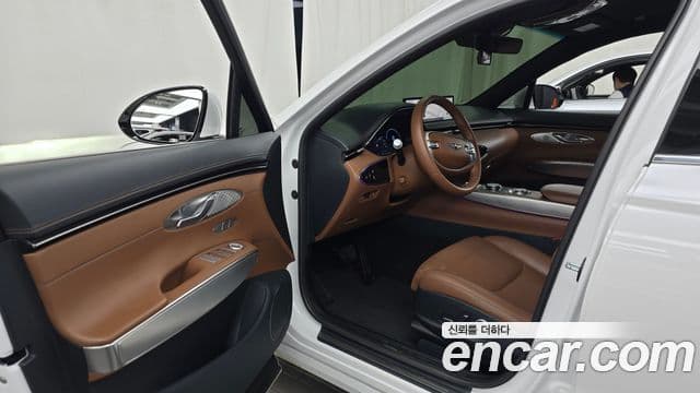Genesis GV70 2021 — Şəkil 10/20