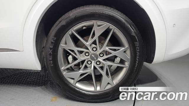 Genesis GV70 2022 — ფოტო 10/32