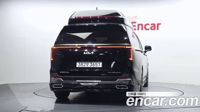 Kia Carnival 2024 — Şəkil 3/20