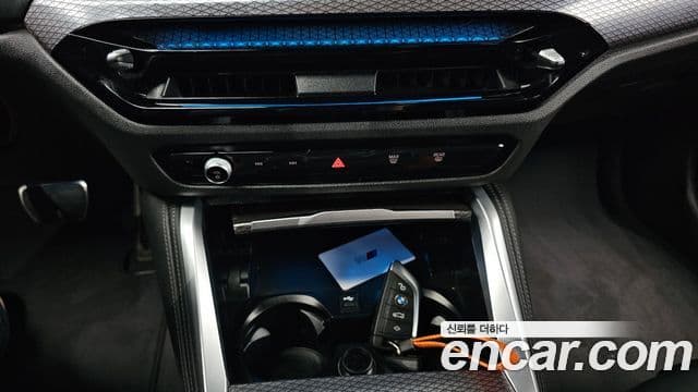 BMW 4 Series 2025 — Photo 36/38