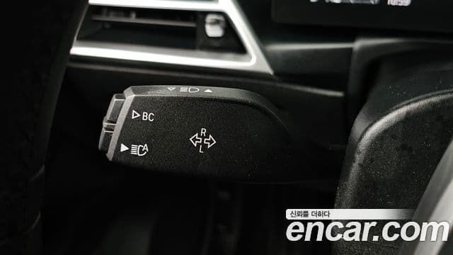 BMW 4 Series 2025 — Photo 10/38