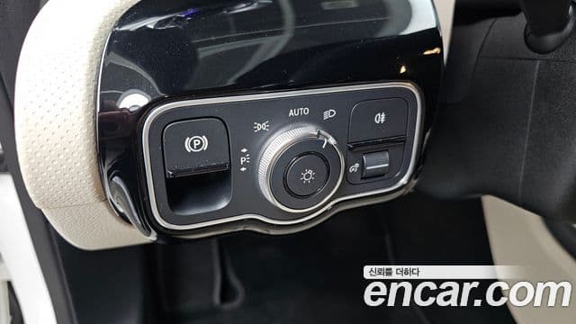 Mercedes-Benz A-Class 2022 — Şəkil 14/20