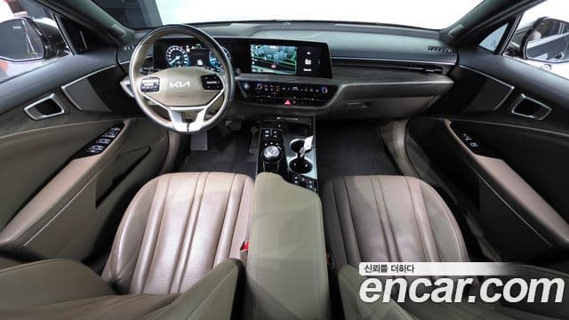 Kia K8 2022 — Şəkil 7/20