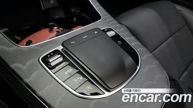Mercedes-Benz E-Class 2022 — Şəkil 20/20