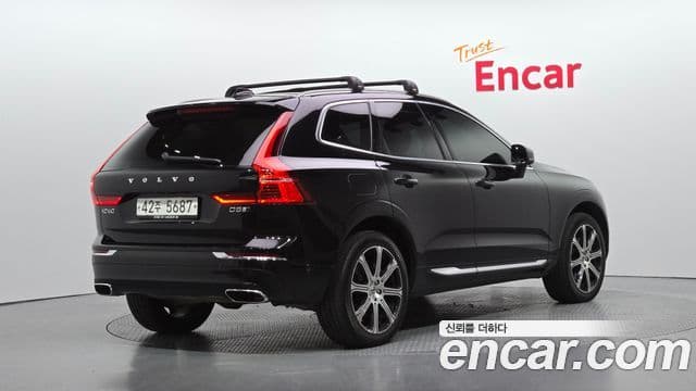Volvo XC60 2019 — Фото 2/20