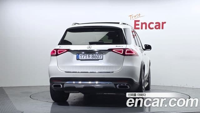 Mercedes-Benz GLE-Class 2021 — Şəkil 4/20
