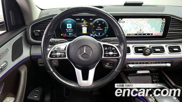 Mercedes-Benz GLE-Class 2021 — Şəkil 13/20