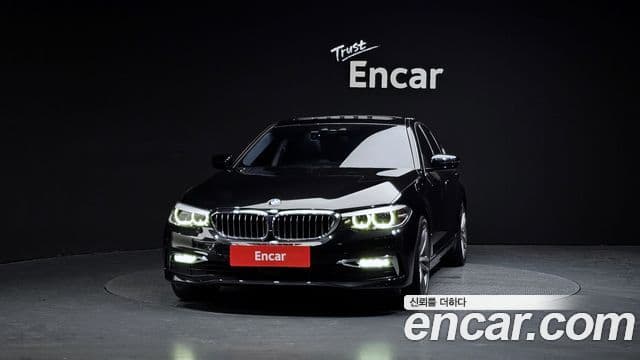 BMW 5 Series 2019 — Фото 3/20