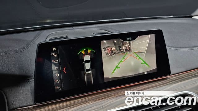 BMW 5 Series 2019 — Фото 16/20