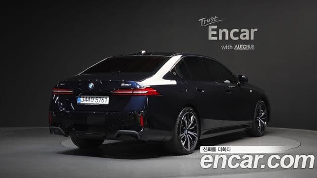 BMW 5 Series 2025 — Şəkil 2/20