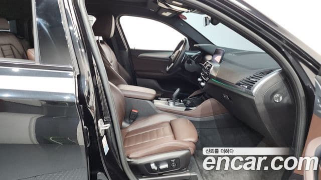 BMW X4 2020 — Şəkil 27/35