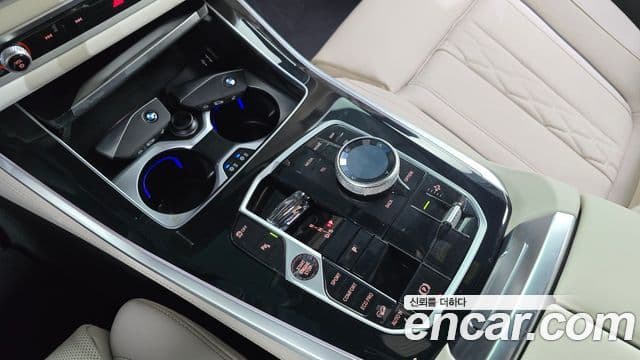 BMW X5 2025 — Photo 27/35