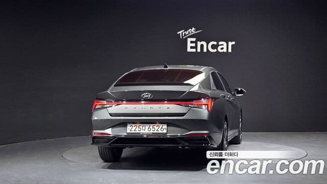 Hyundai Avante 2020 — ფოტო 4/20