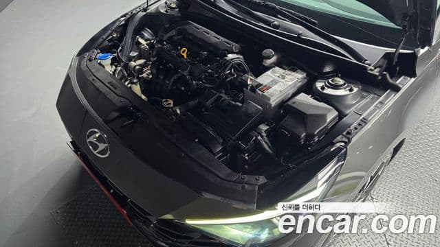 Hyundai Avante 2020 — ფოტო 6/20