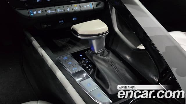 Hyundai Avante 2020 — ფოტო 9/20