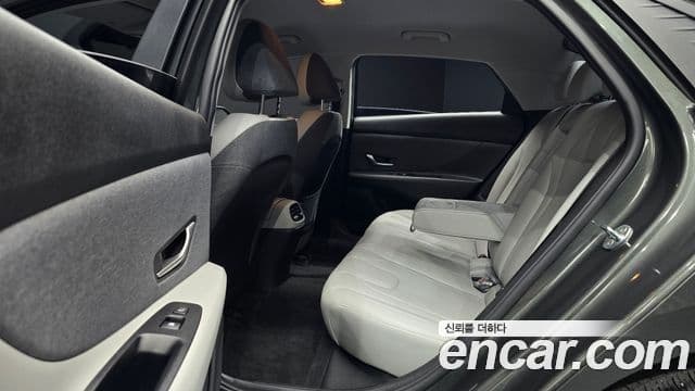 Hyundai Avante 2020 — ფოტო 12/20