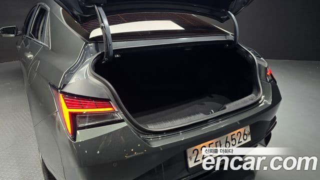 Hyundai Avante 2020 — ფოტო 18/20