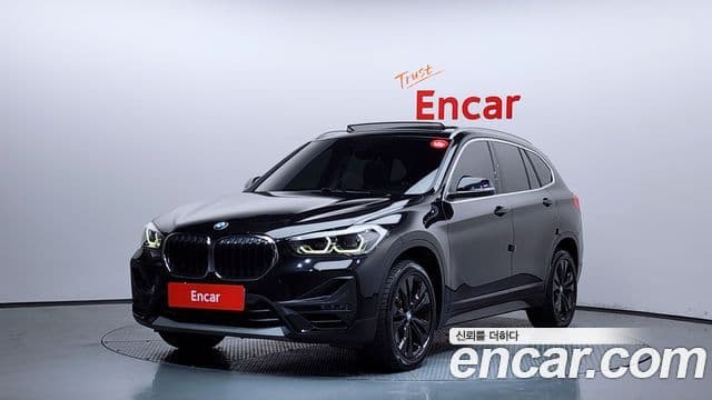 BMW X1 2019 — Фото 1/20