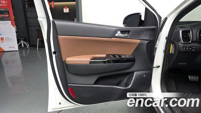 Kia Sportage The Bold 2019 — Photo 9/34