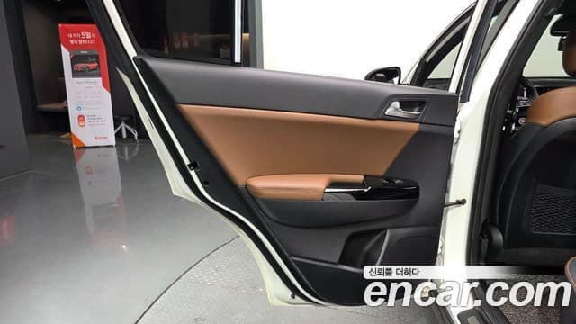 Kia Sportage The Bold 2019 — Photo 16/34