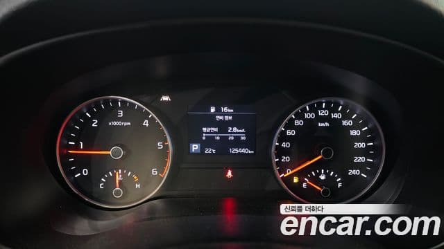 Kia Sportage The Bold 2019 — ფოტო 8/20