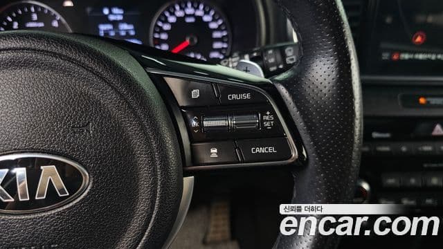 Kia Sportage The Bold 2019 — ფოტო 15/20