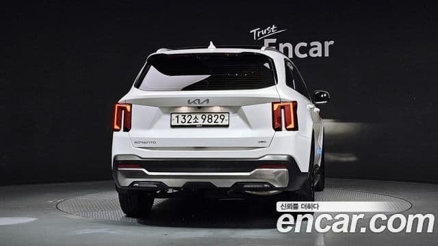 Kia Sorento 2024 — ფოტო 4/20