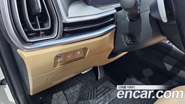 Kia Sorento 2024 — ფოტო 17/20