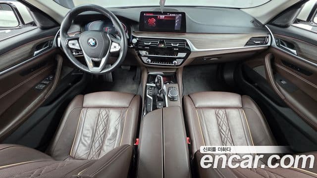BMW 5 Series 2020 — Фото 7/20