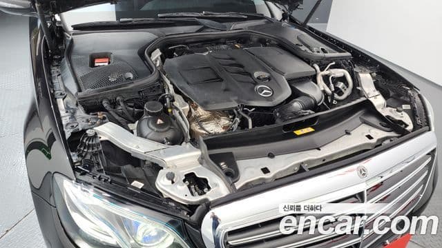 Mercedes-Benz E-Class 2018 — Şəkil 6/20