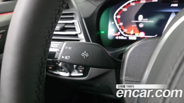 BMW X4 2025 — Фото 18/20