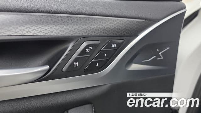 BMW X4 2025 — Photo 30/31
