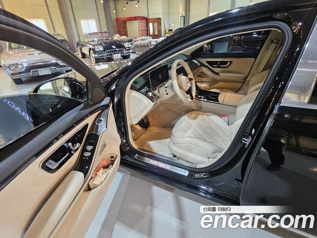 Mercedes-Benz S-Class 2023 — ფოტო 4/12