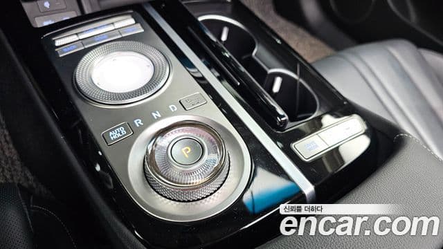 Genesis Electrified G80 2021 — ფოტო 9/20