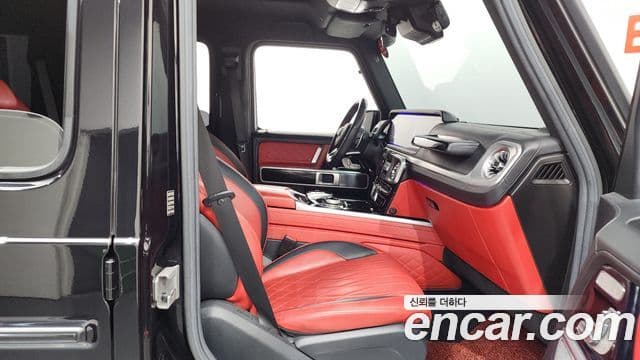 Mercedes-Benz G-Class 2021 — Photo 20/33