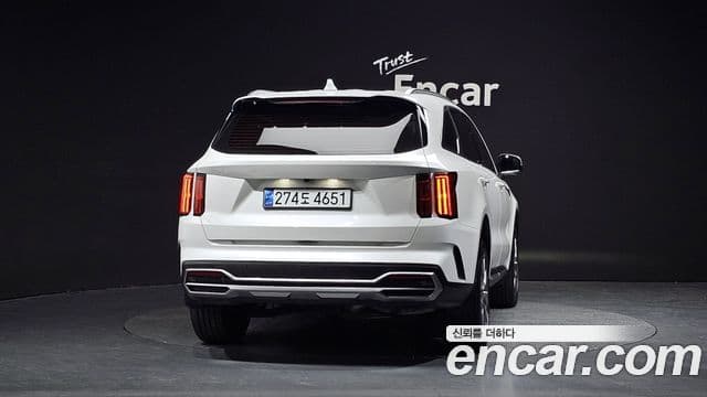 Kia Sorento 2022 — ფოტო 4/20