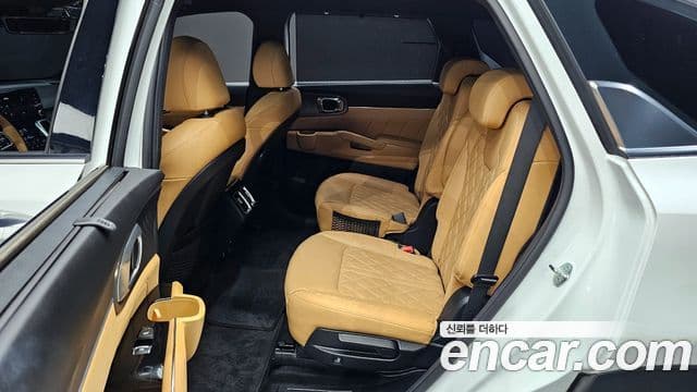 Kia Sorento 2022 — ფოტო 11/20